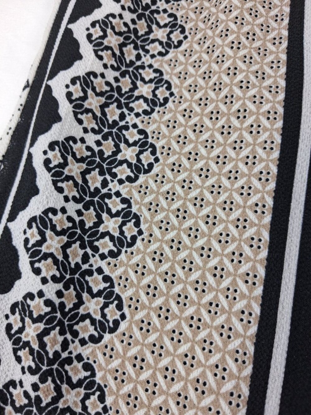 Sweet Rain Boho Kimono Cardigan W/ Long Fringe Trim Geometric Print Womens Size - Picture 7 of 11